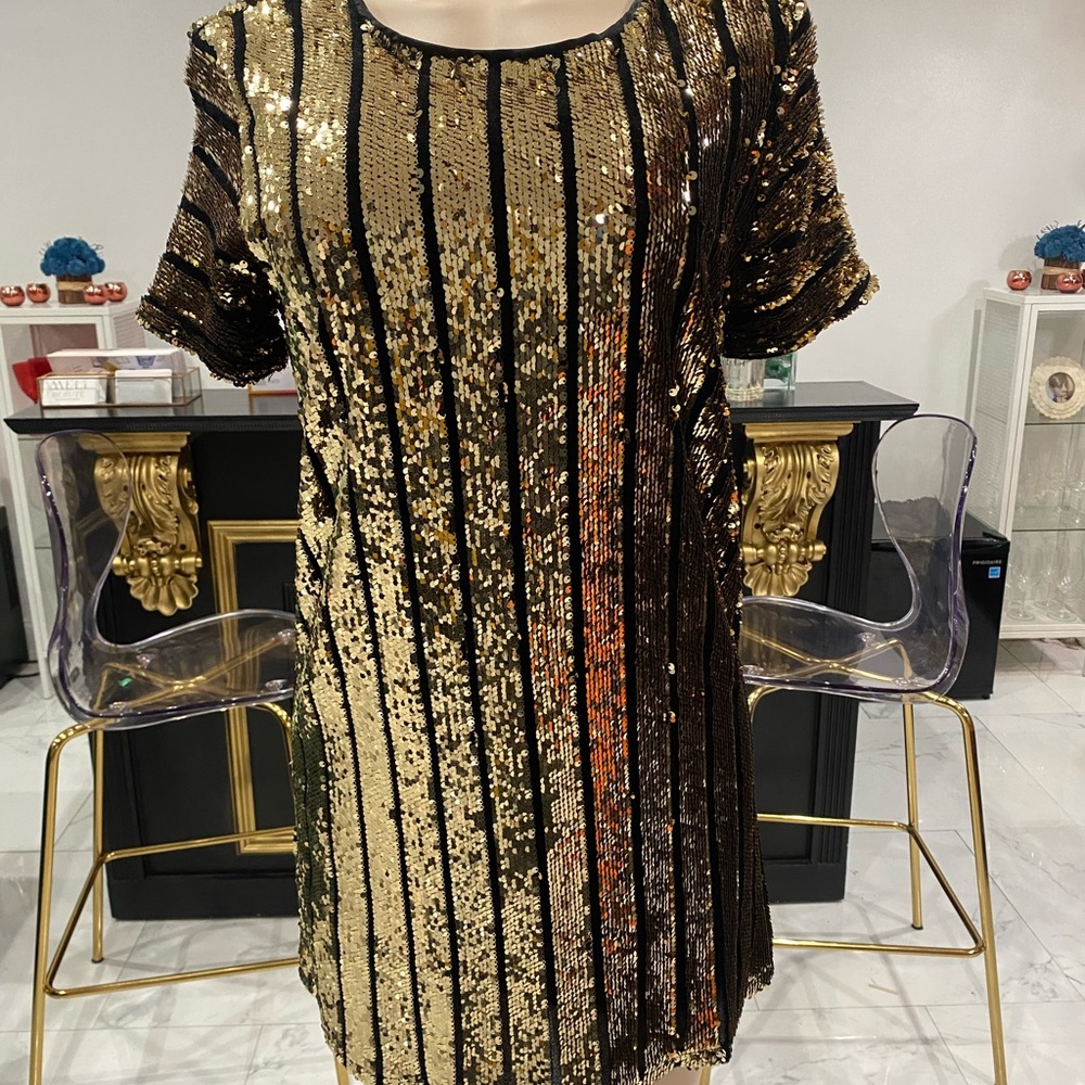Sequins black and gold dress